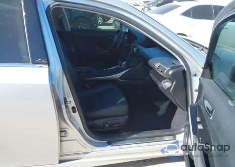 2016 Lexus Is 300 из США, поврежденный, VIN JTHCM1D26G5003287